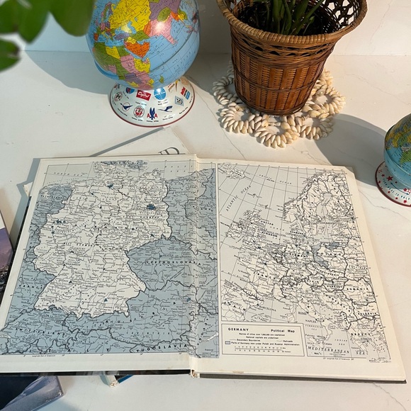 Vintage LIFE WORLD library s/3 books 🌍 - Picture 8 of 12